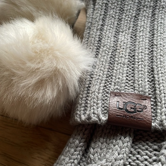 Ugg Stockings - Picture 2 of 3